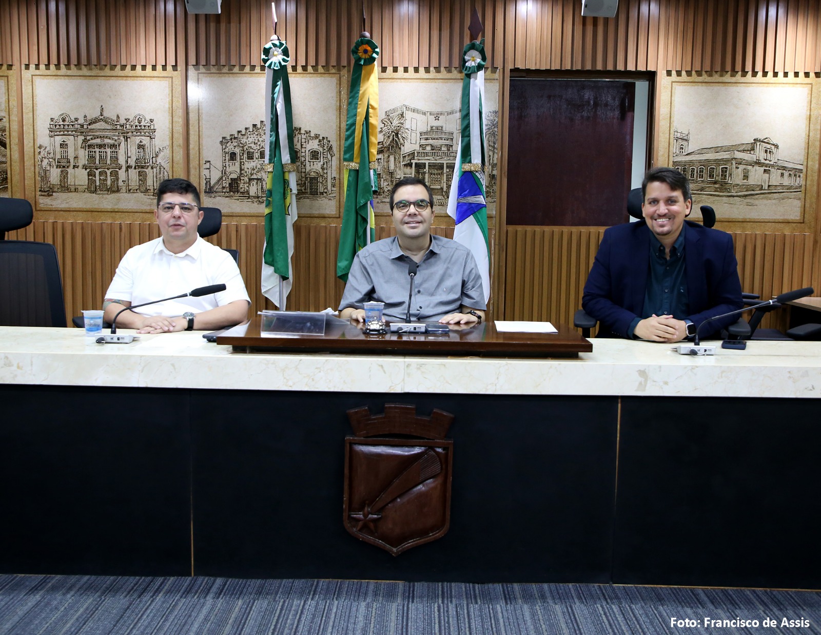 ee5cc704-661b-4fe2-a2f4-1a644aea61e4.jpg